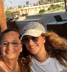 وفاة والدة شيري عادل زوجة المطرب رامي صبري