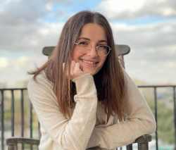 شام الذهبي، عمرها، ديانتها، والدها، والدتها، زوجها ويكيبيديا