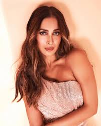 من هي ماليكا أرورا ويكيبيديا، السيرة الذاتية