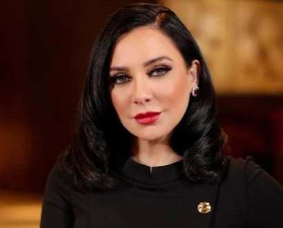 من هي سلاف فواخرجي ويكيبيديا، سلاف فواخرجي عمرها ديانتها أصلها زوجها