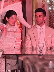 ليلى زاهر ويكيبيديا، من هي ليلى زاهر زوجة هشام جمال